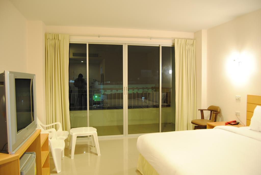 Baan Manthana Hotel, Hotel 3*