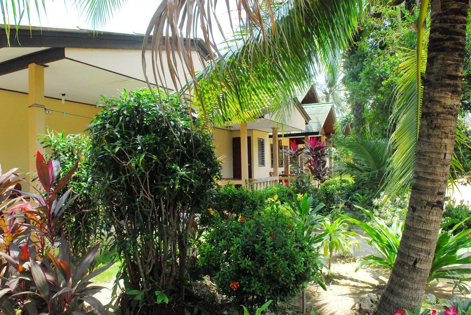 Sukasem Hotel 2*