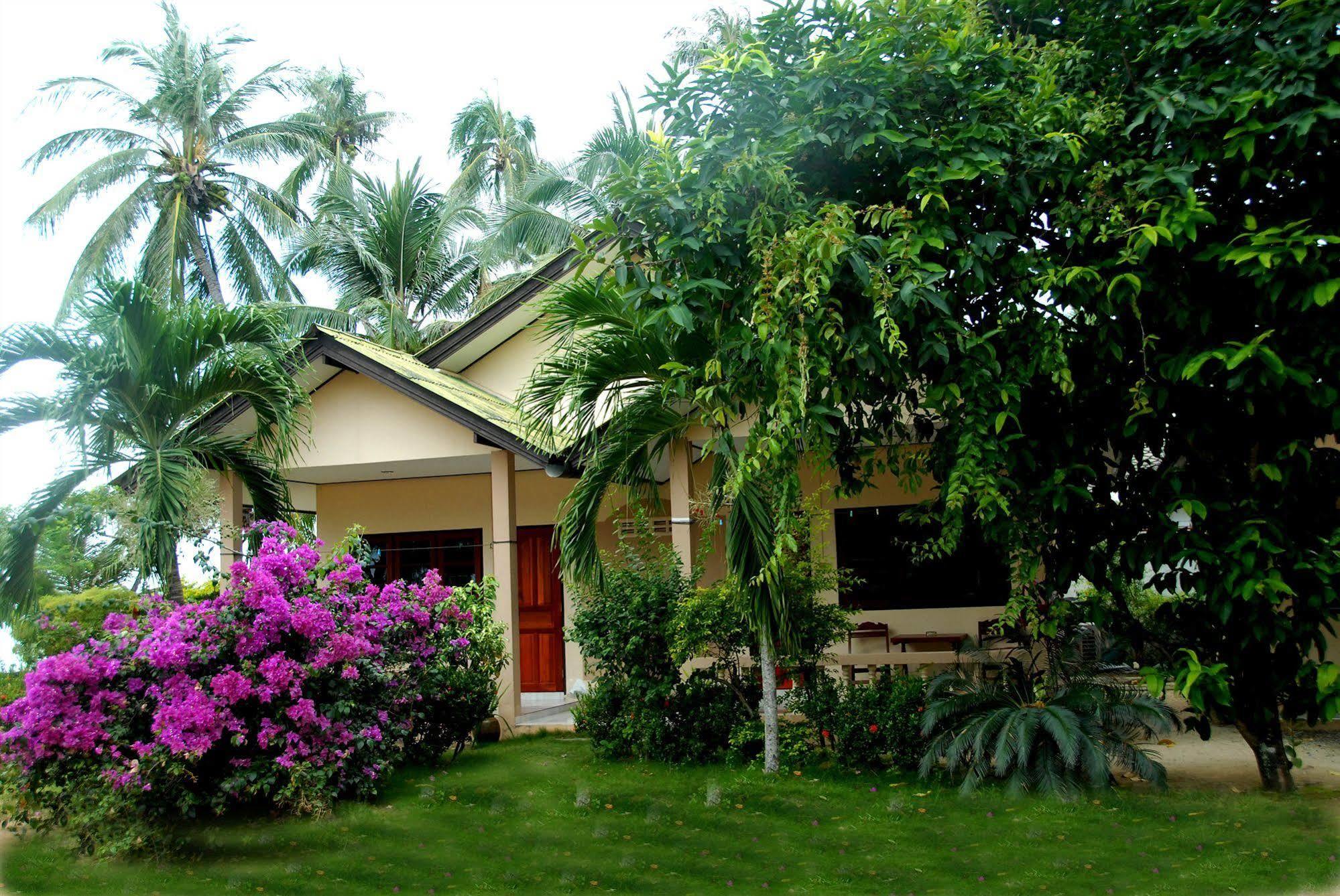 Hotel Sukasem 2*