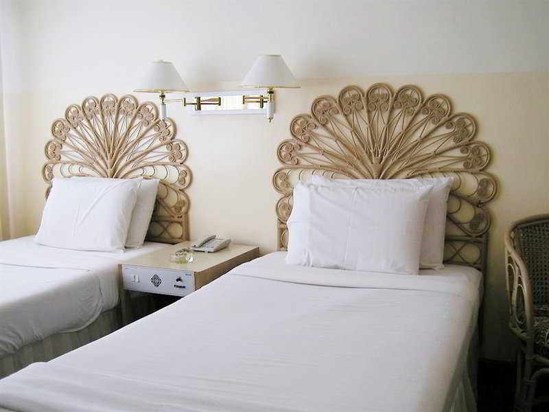 Dhevaraj Hotel Nan