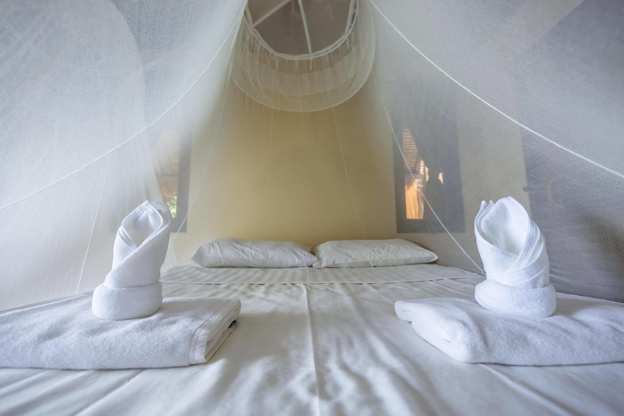 Baan Talay Koh Tao Hotel
