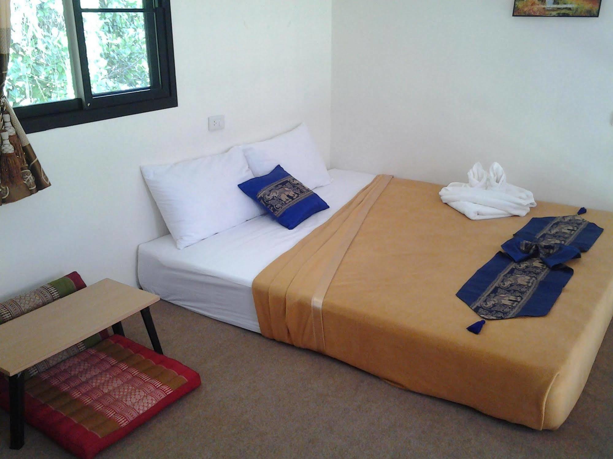 Laemsor Modern House Koh Samui