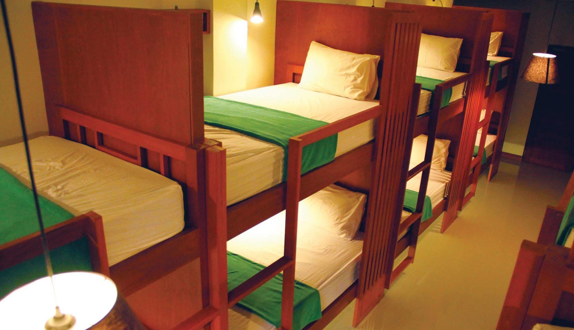 Phangan Pearl * Haad Rin