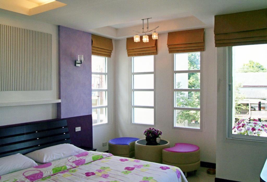 Guest house Charlie House