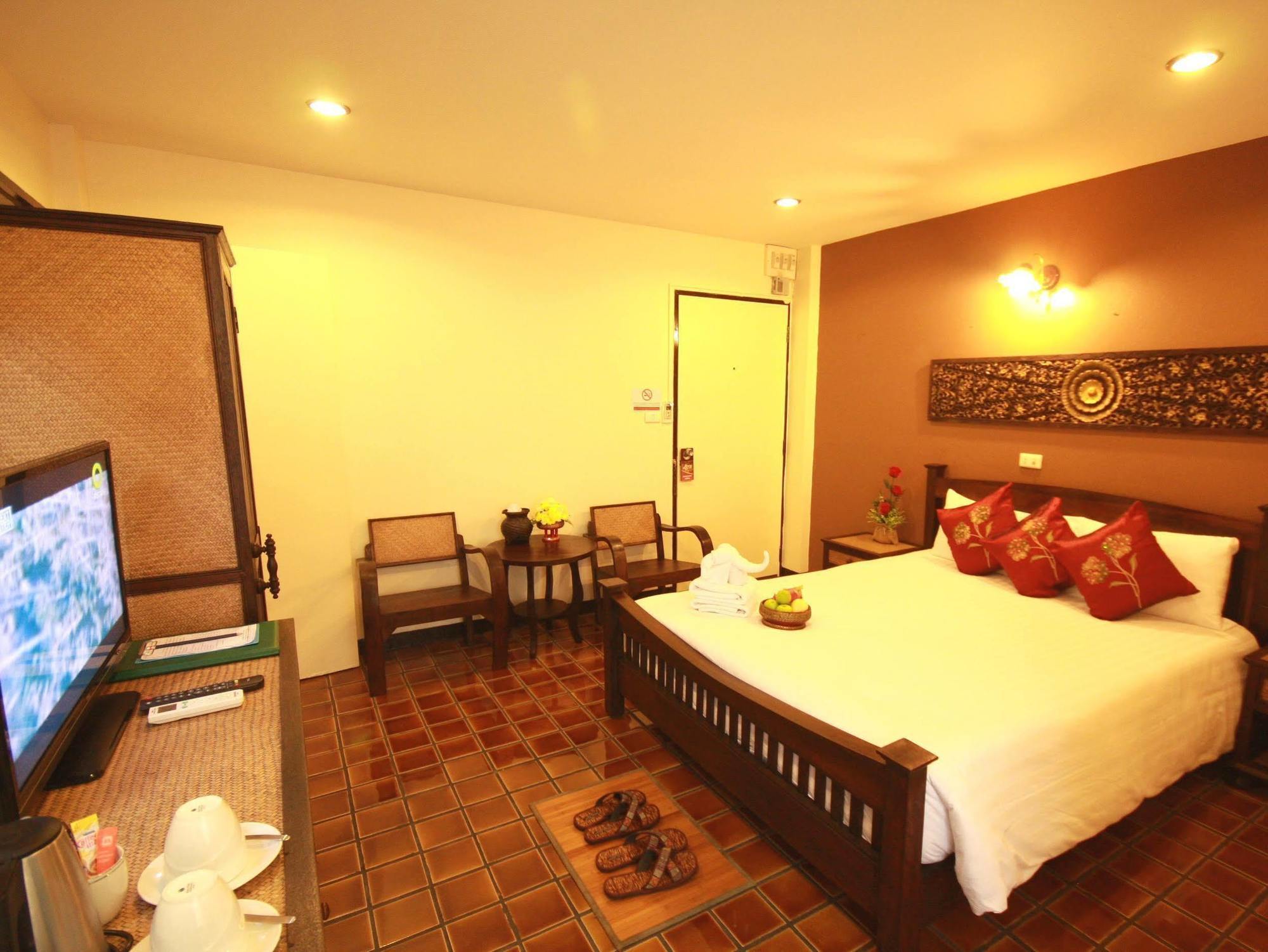Cm Night Bazaar Boutique Chiang Mai