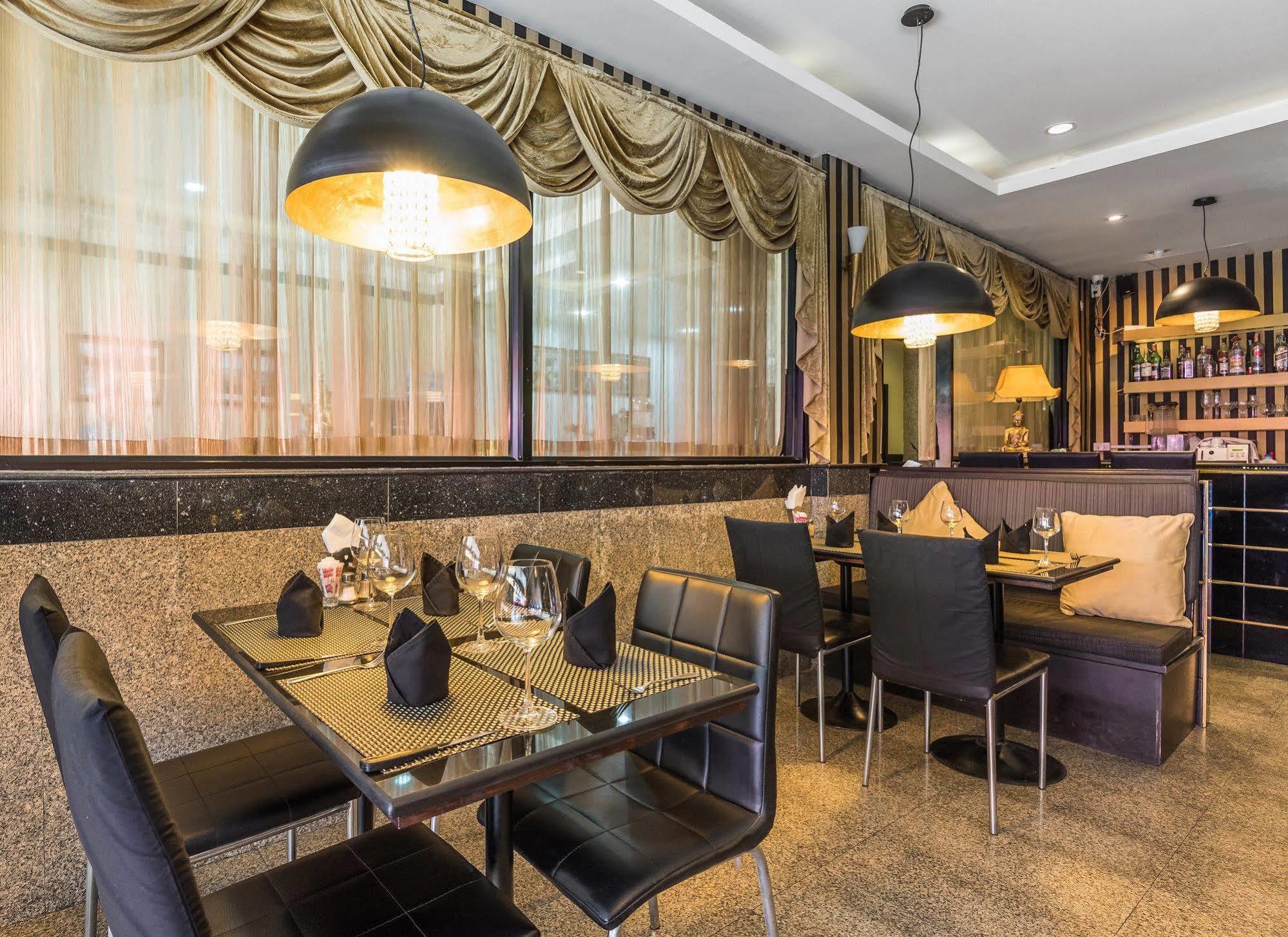 The Ambiance Hotel 3*
