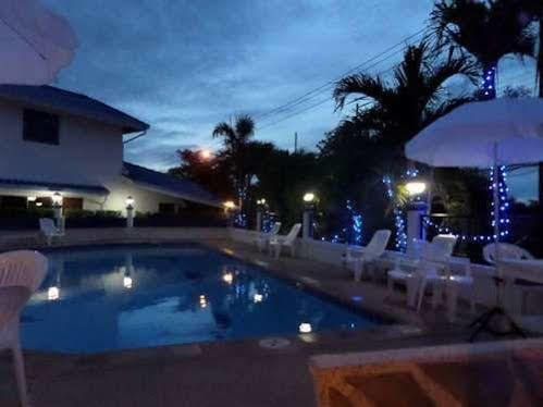 Sea View Apartment *