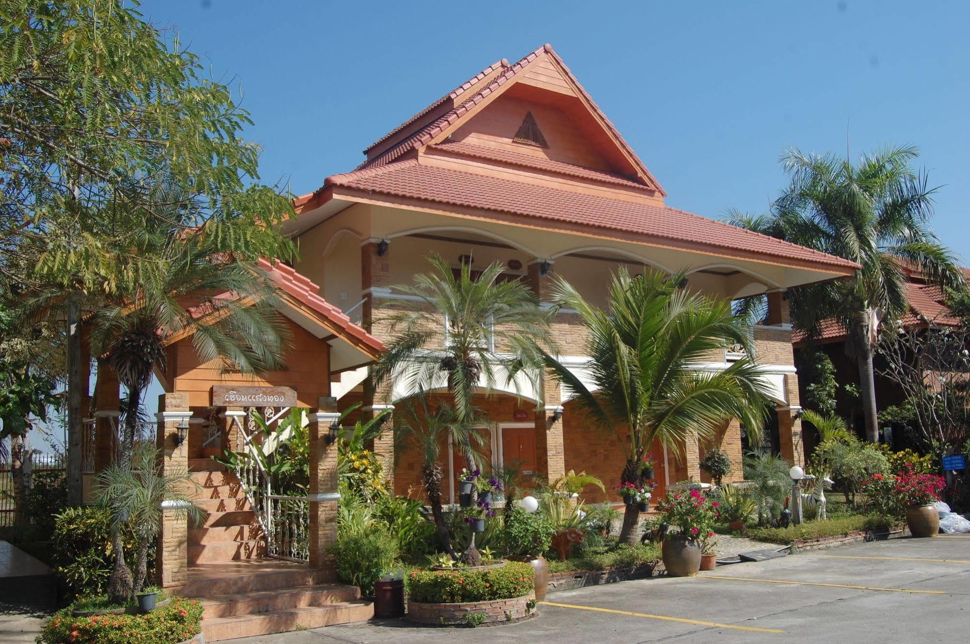 Saengthong Chiangmai 2*
