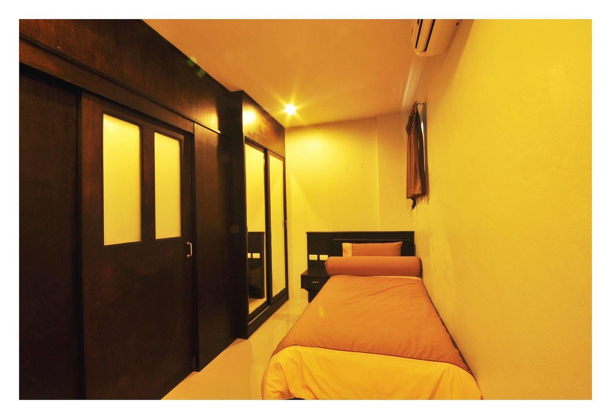 The Bedroom Hostel Kata Beach (Phuket)
