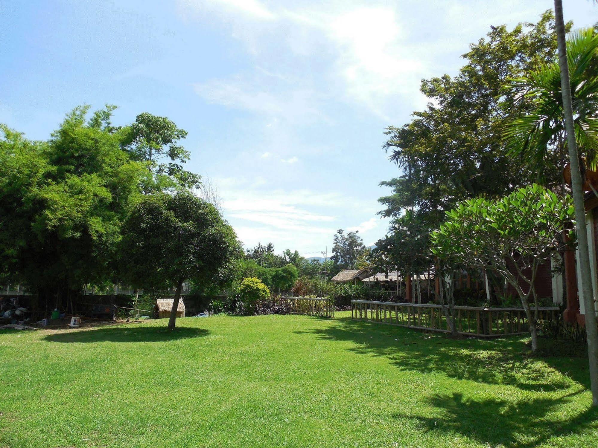Palm Village 4* Mae Rim