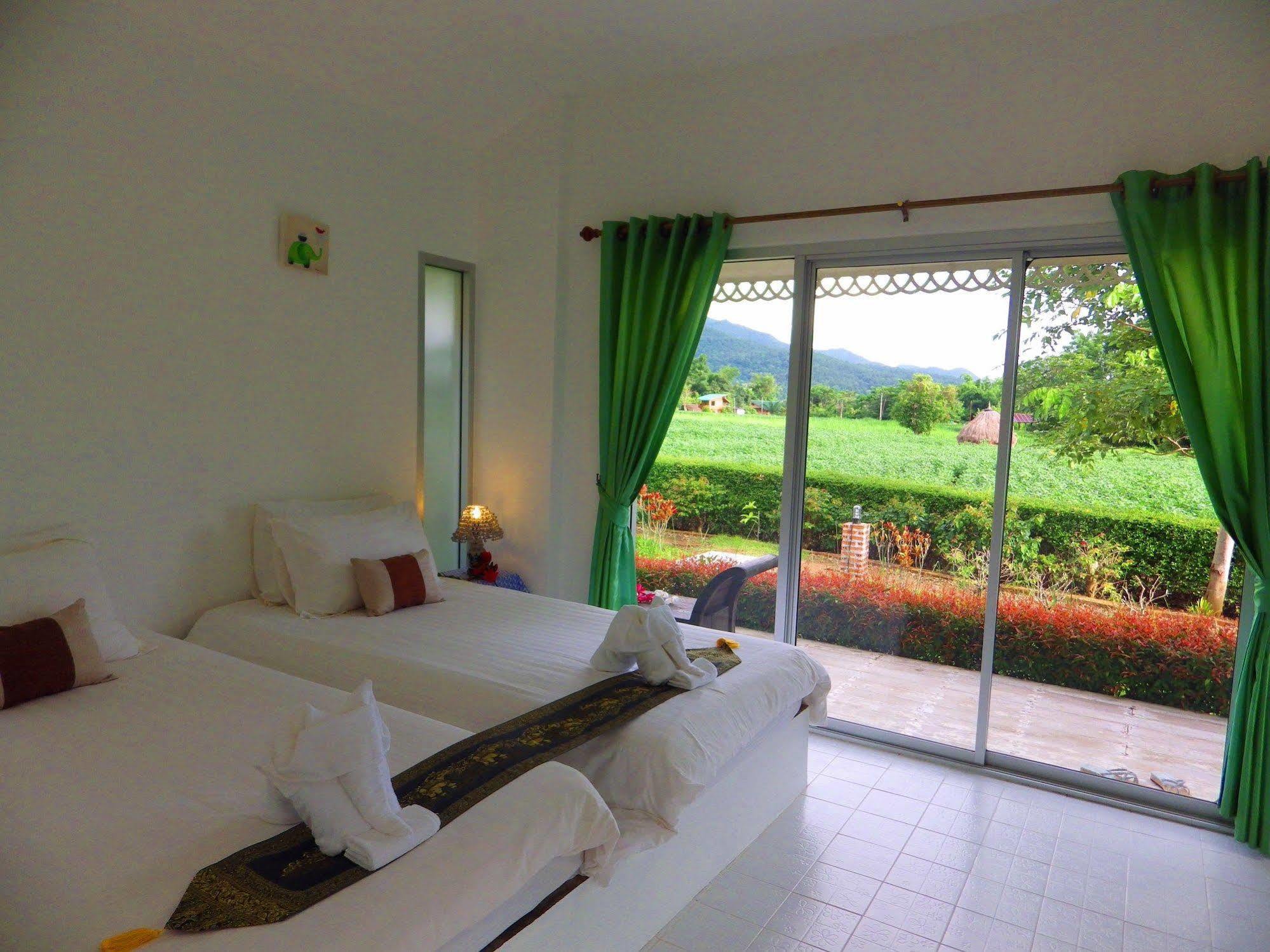 Resort At 3*