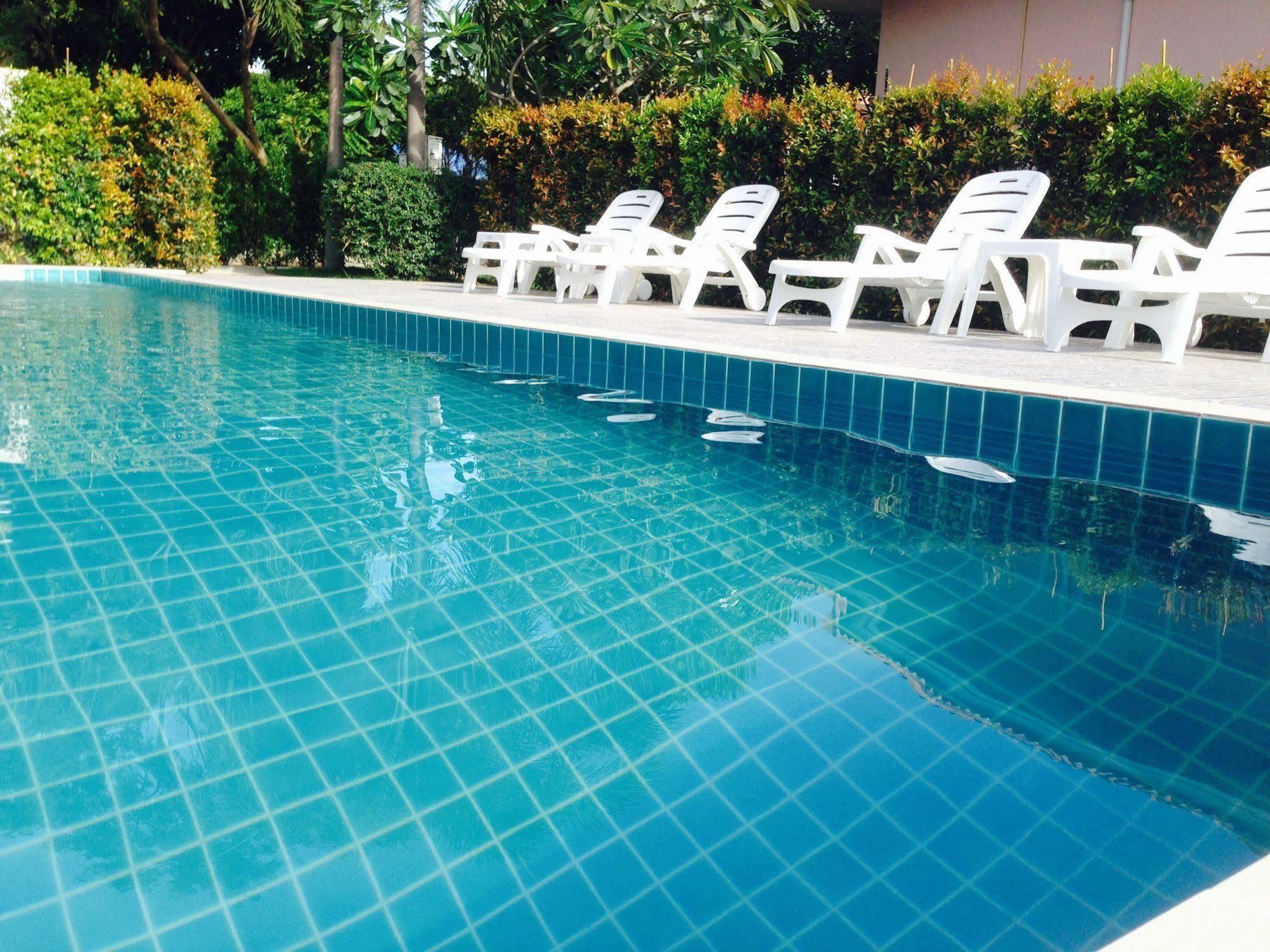 Resort Phetnamneung Cha-Am