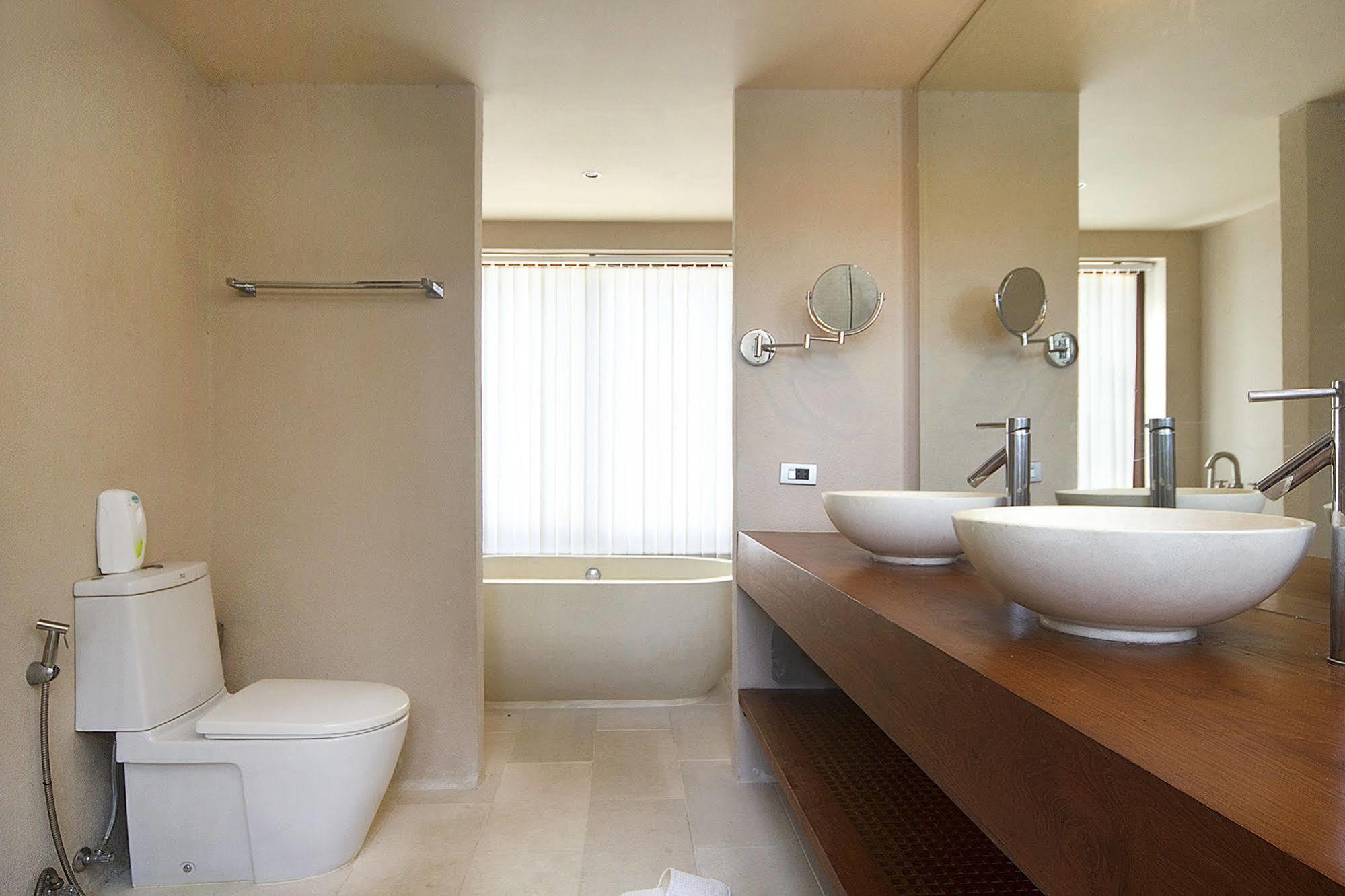 Villa Baan Napoli Luxury
