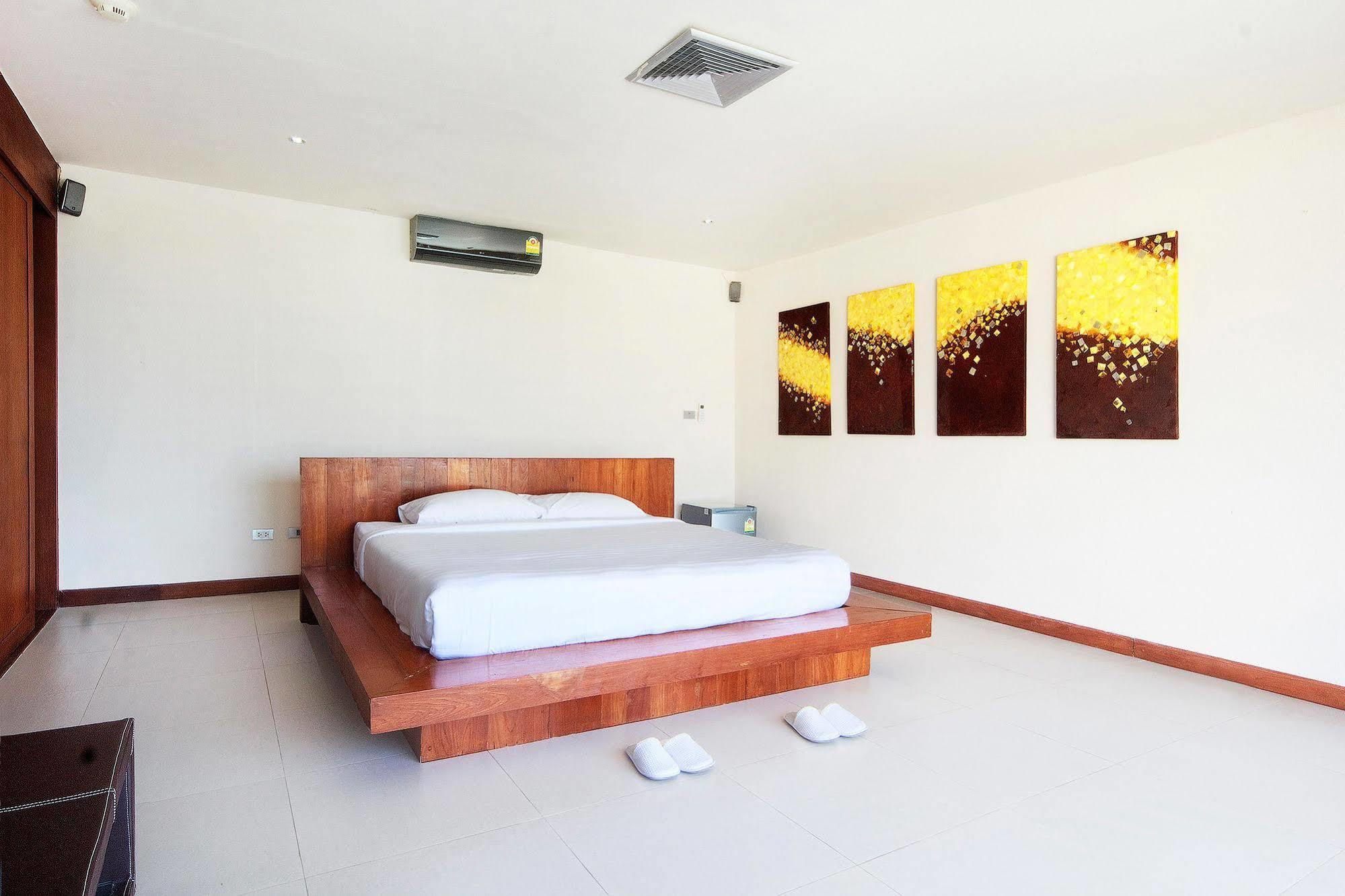 Villa Baan Napoli Luxury