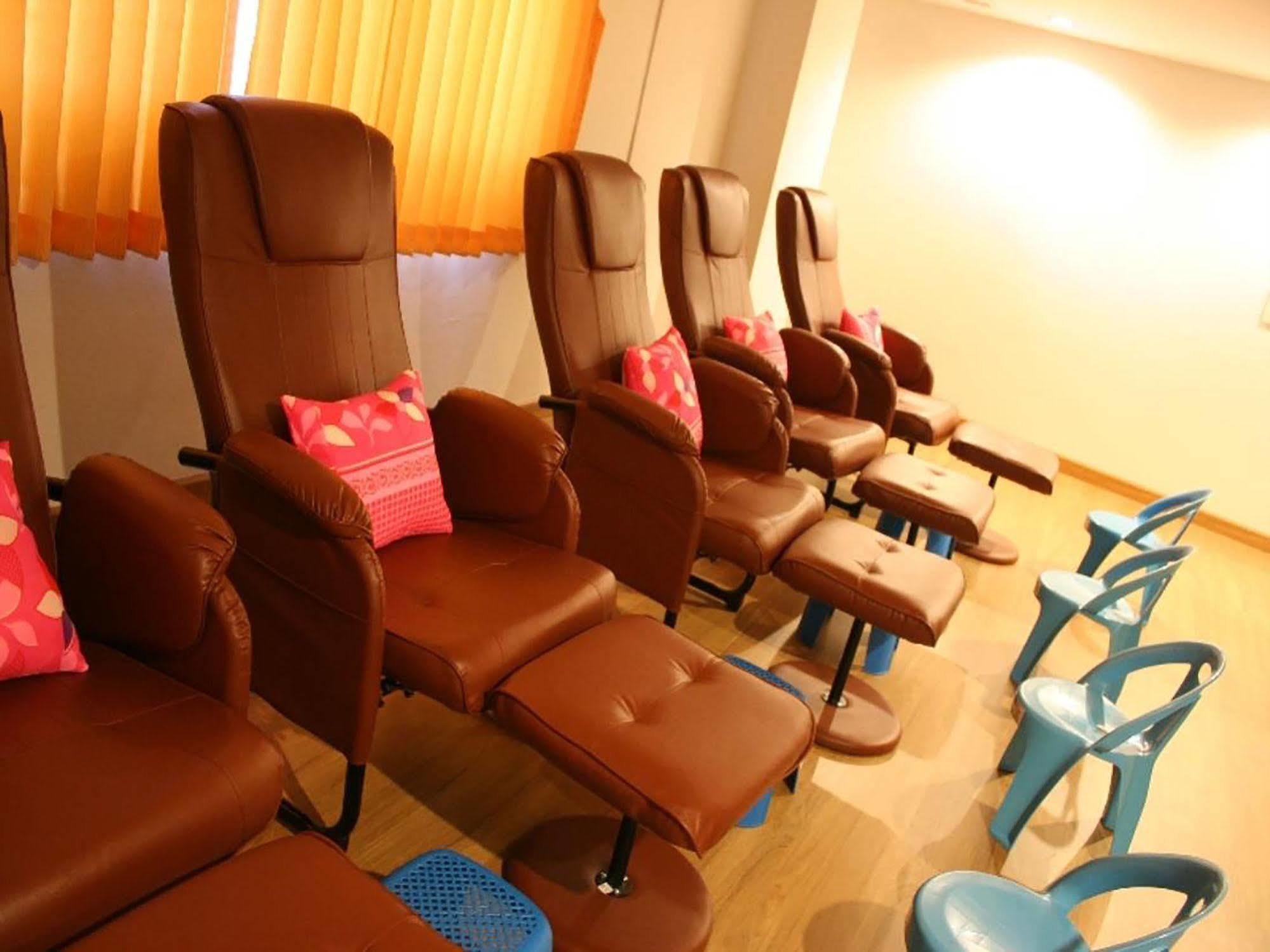 Hotel Aloha Hatyai 3*