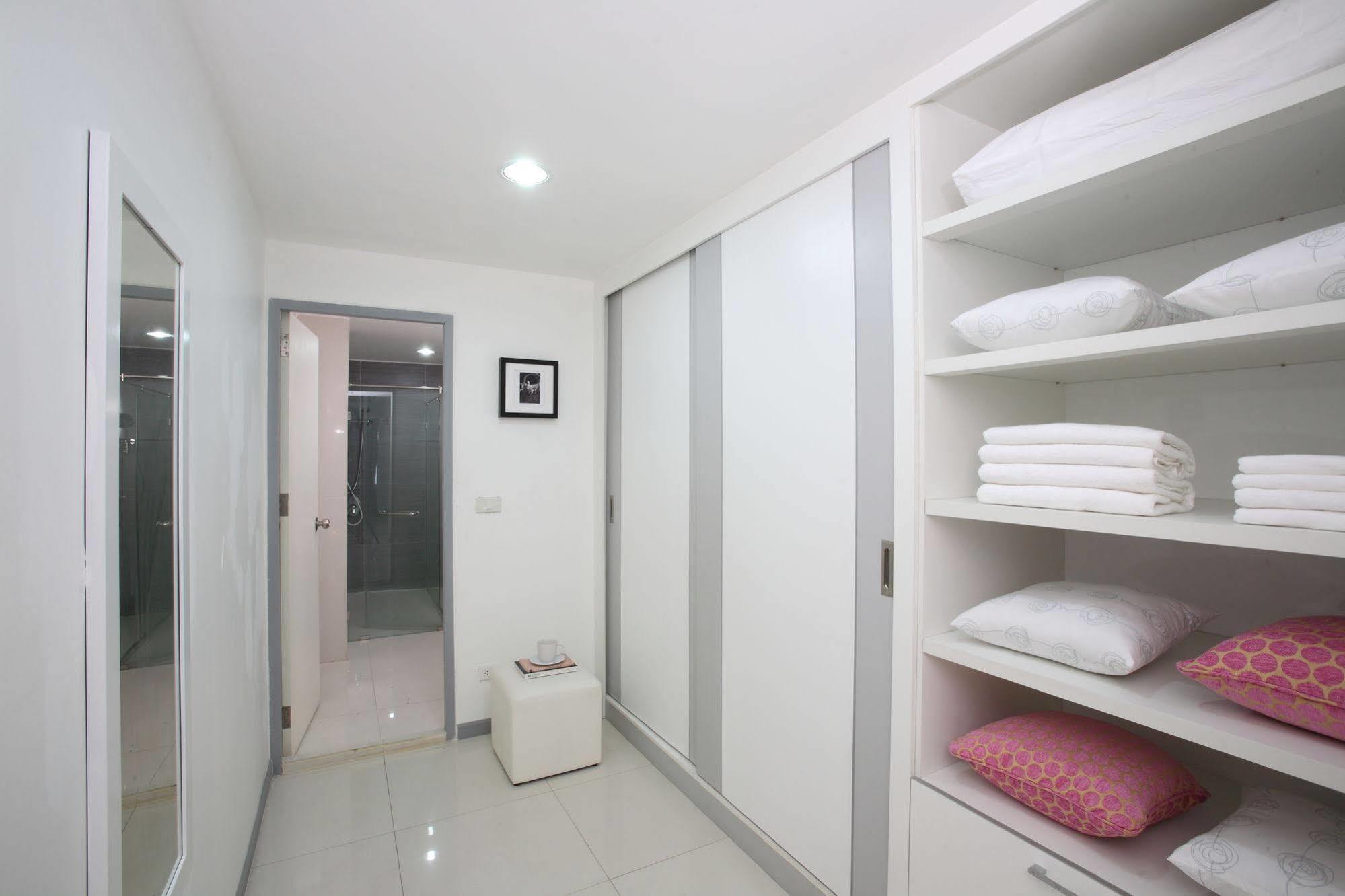 The Grand Suree Apartment *
