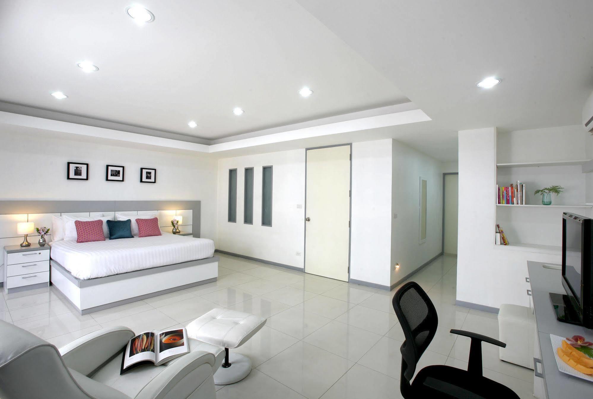 The Grand Suree *