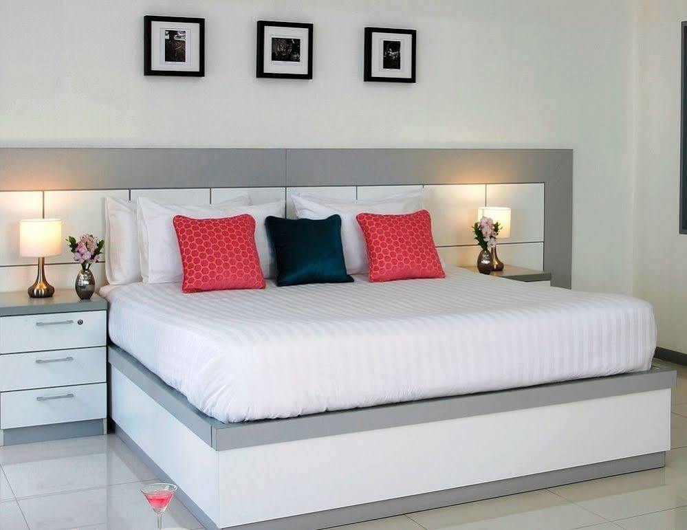 The Grand Suree Apartment *