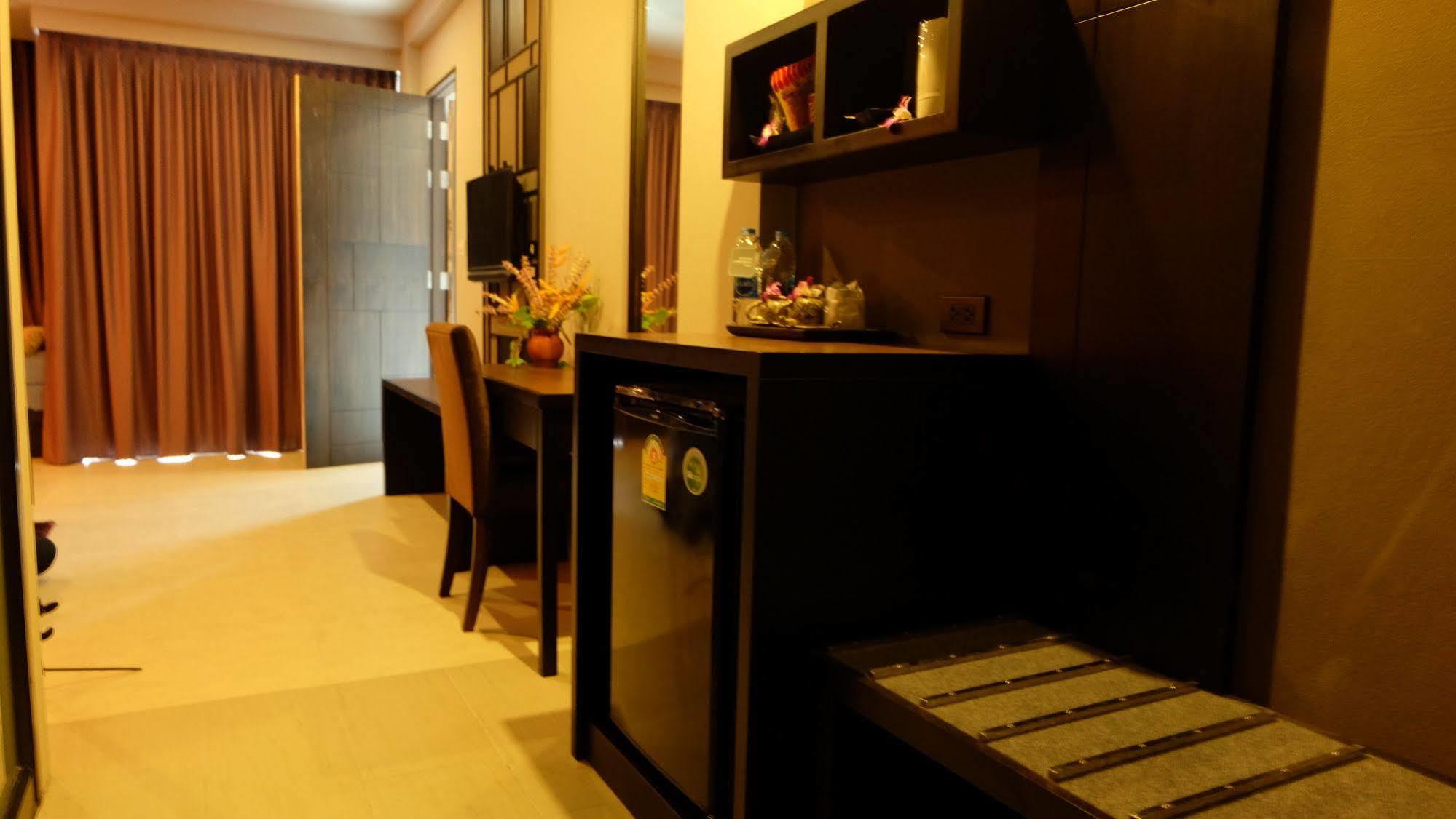 The Tama Hotel- Sha