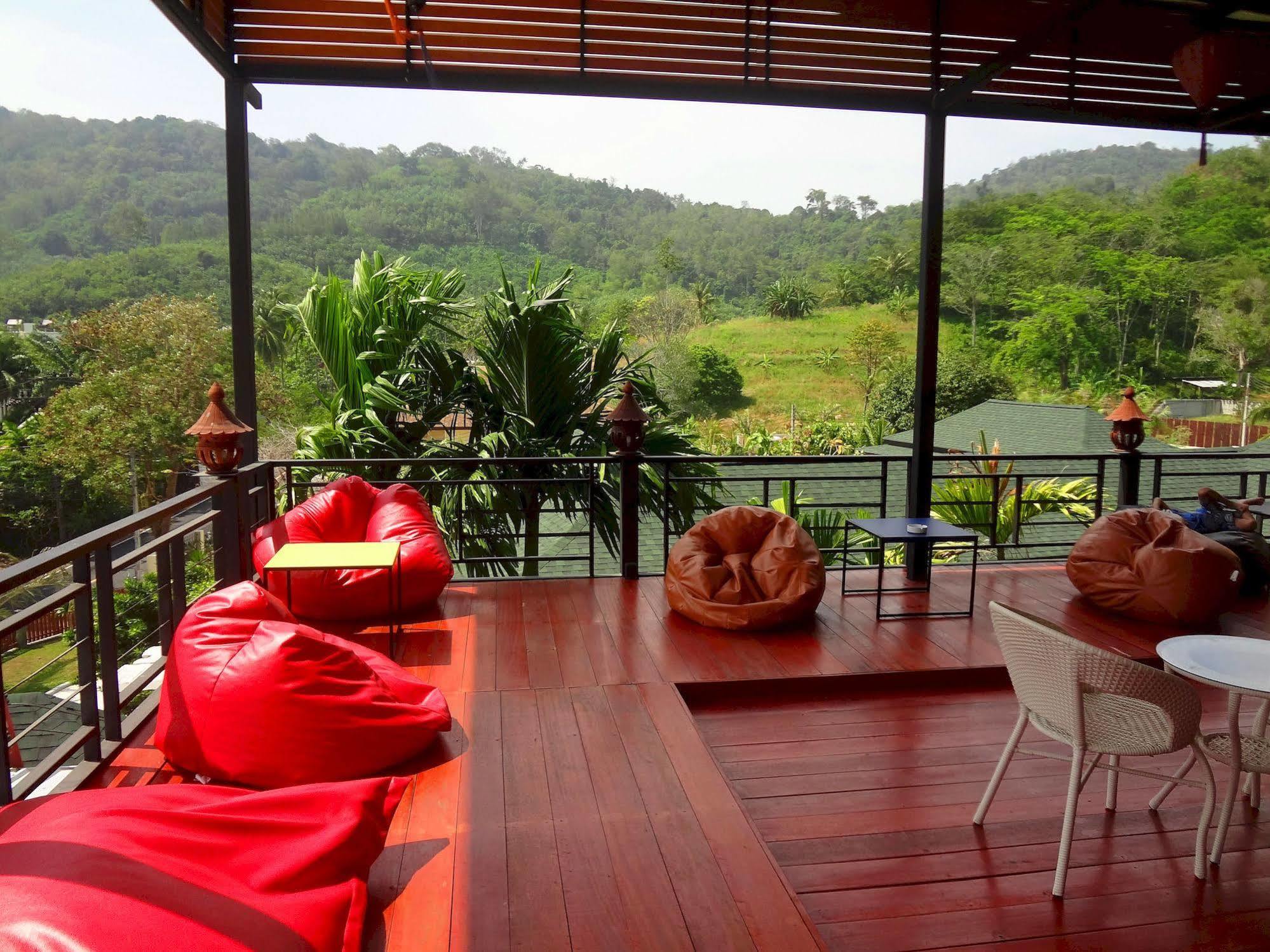 Naiharn Retreat 3*