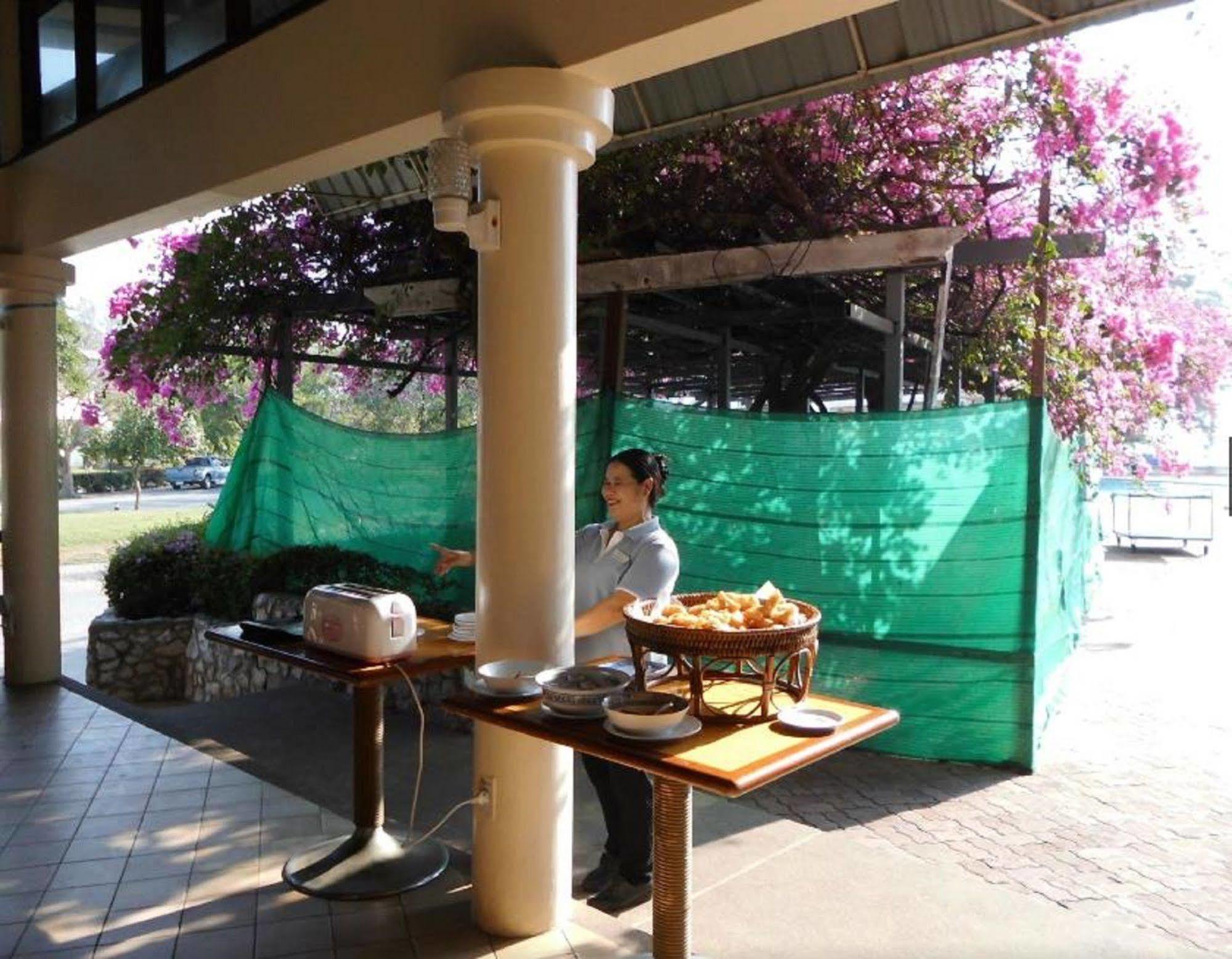 Eurasia Lagoon Hotel 3*