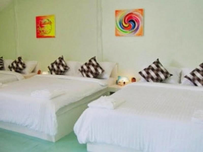 Hotel Oyo 1133 Baantalay 2*