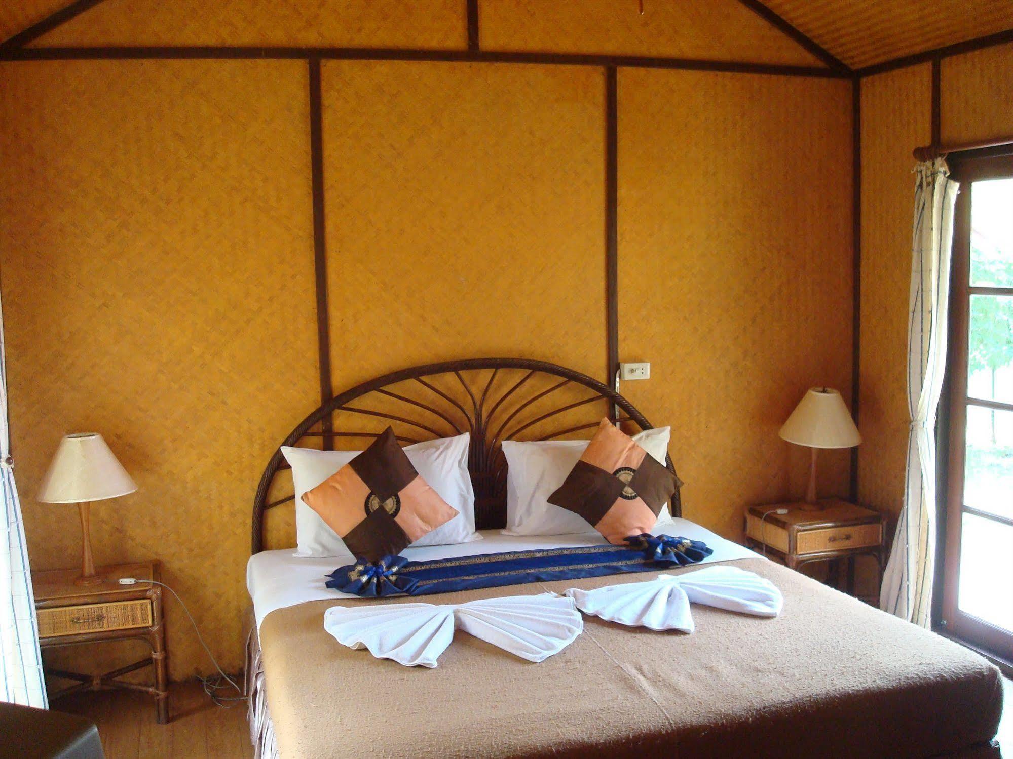 Tropical Garden Lounge Hotel 2*