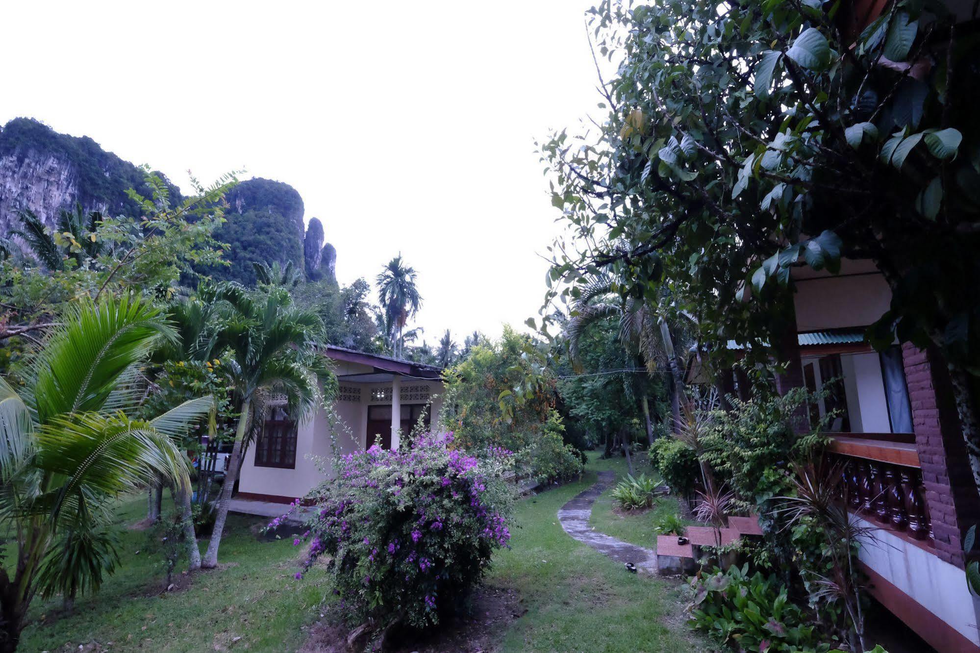 Resort Aonang Friendly