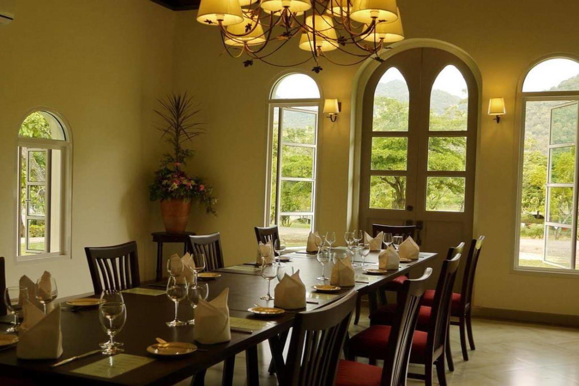 Granmonte Wine 4*