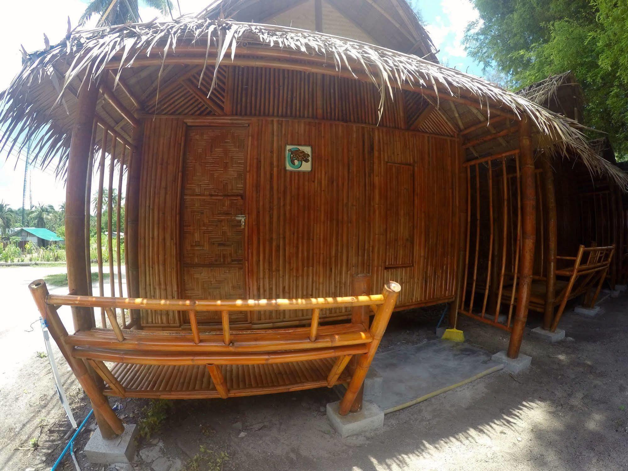 Adang Sea Divers & Eco Lodge Lodge Koh Lipe