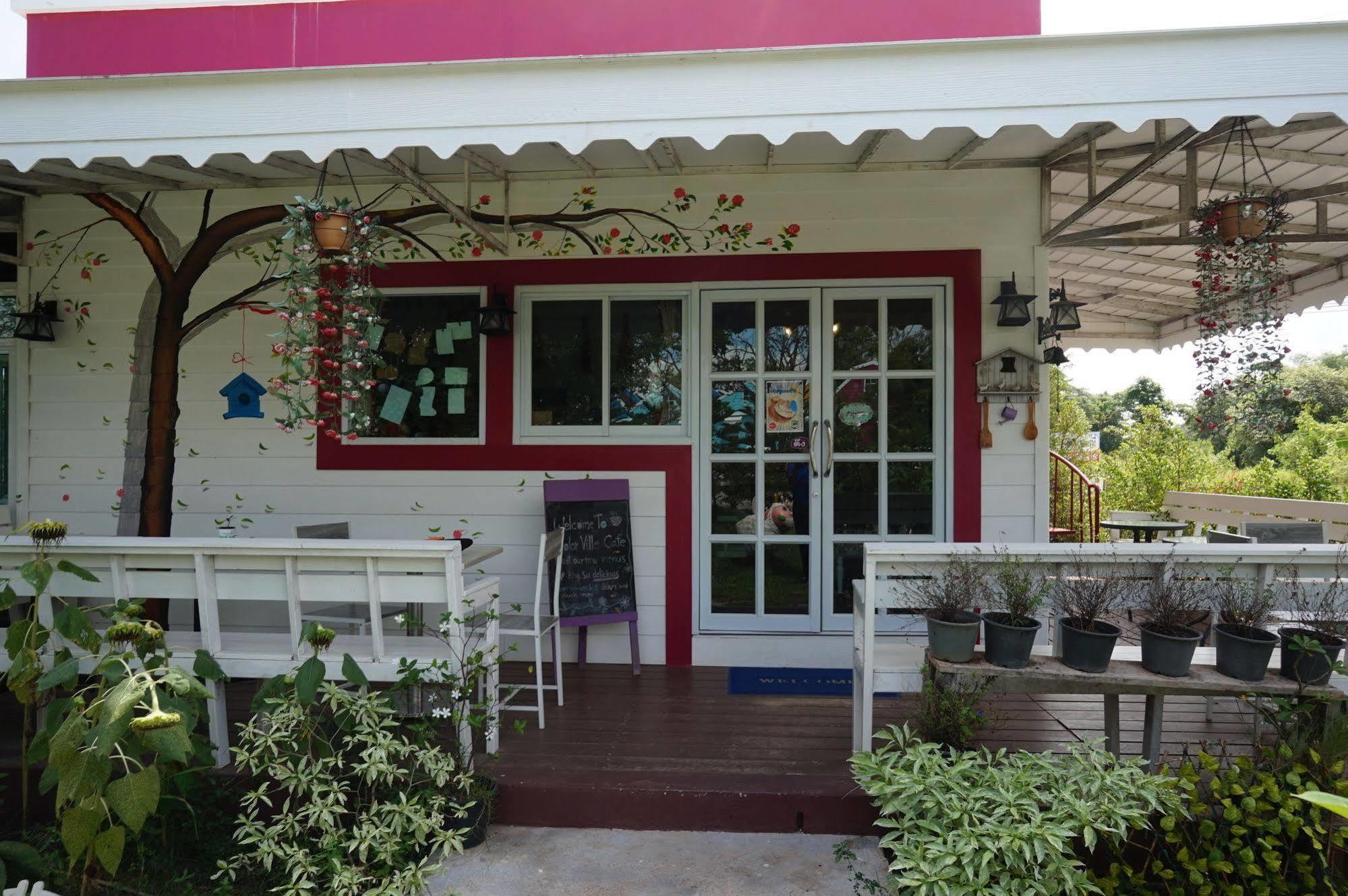 Color Sha Certified Hotel Sakon Nakhon