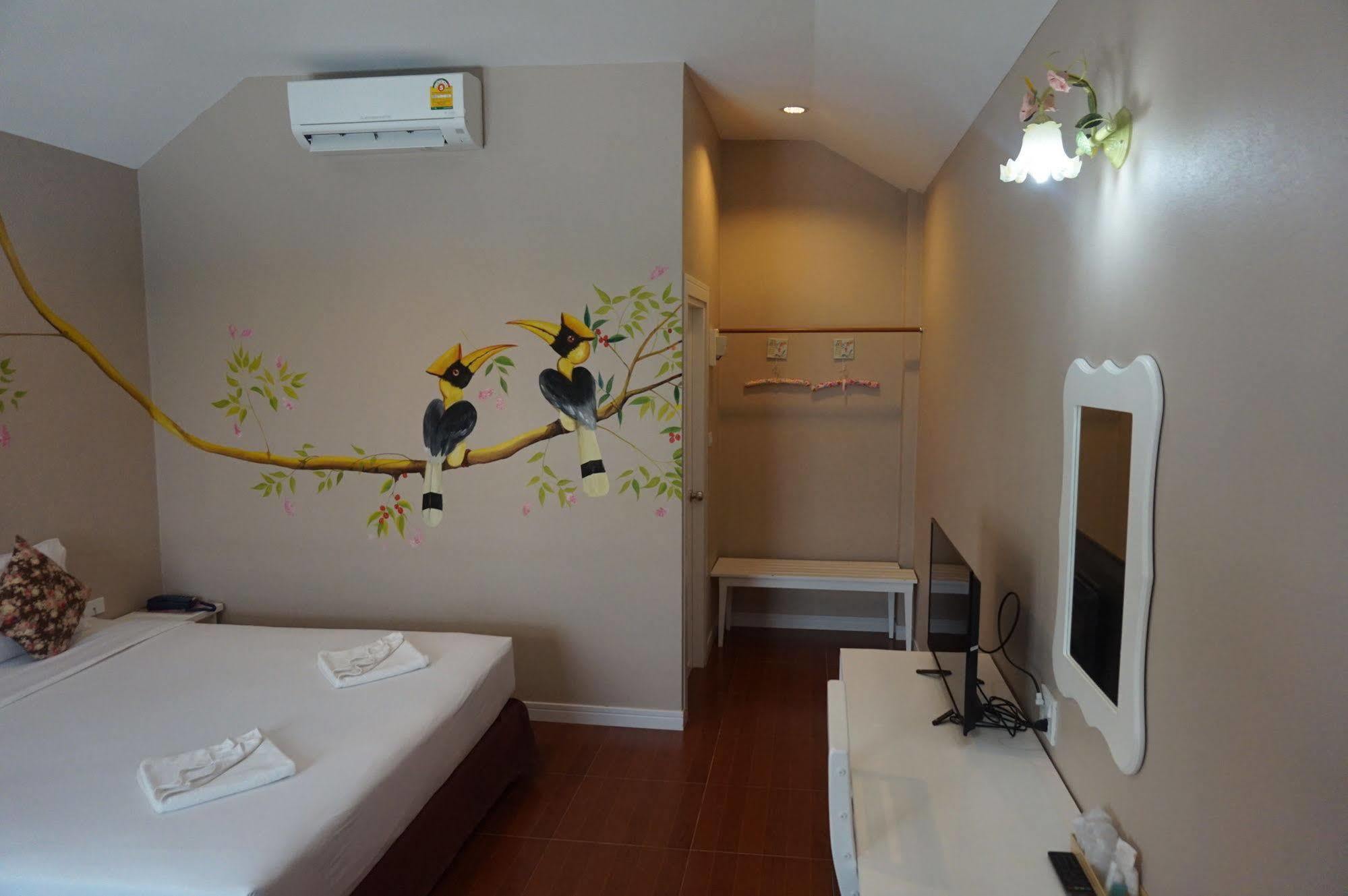 Color Sha Certified Hotel 3*