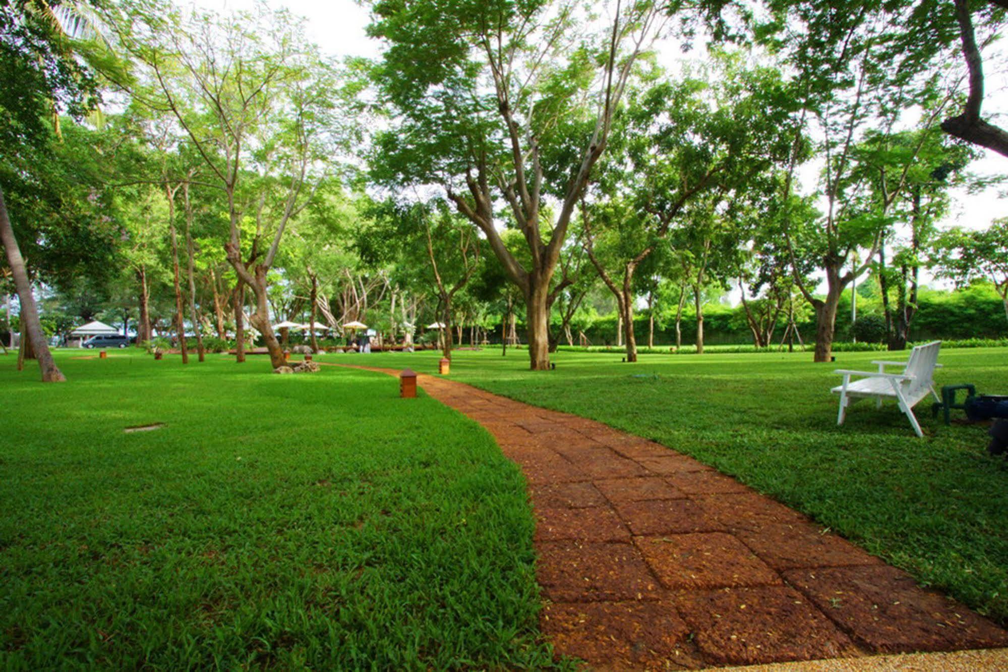 Resort Raya Front - The In Cha-Am