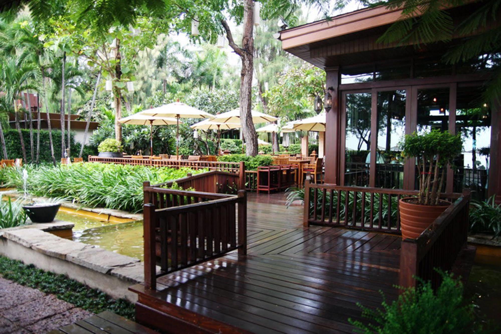 Resort Raya Front - The In 4*