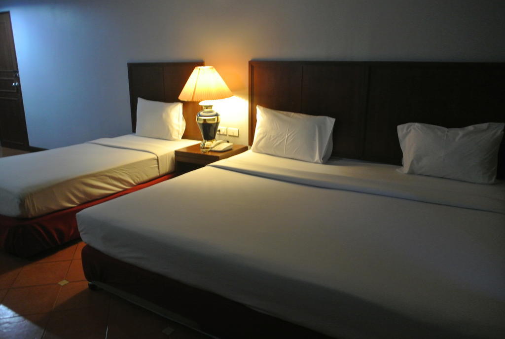 Hejia Grand Hotel 3*