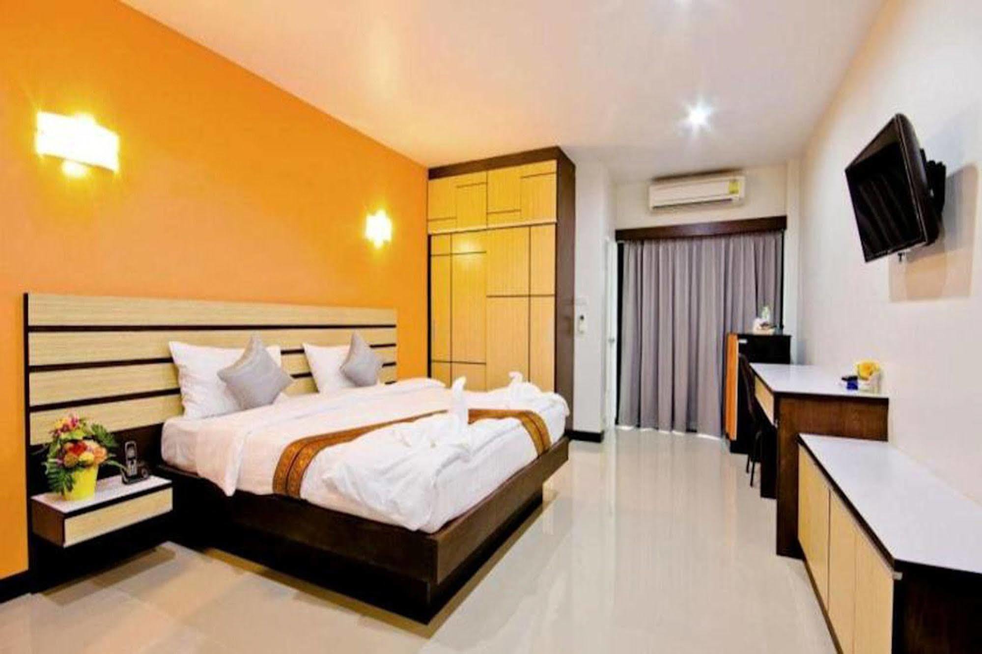 Resort U-Sabai Park Resort