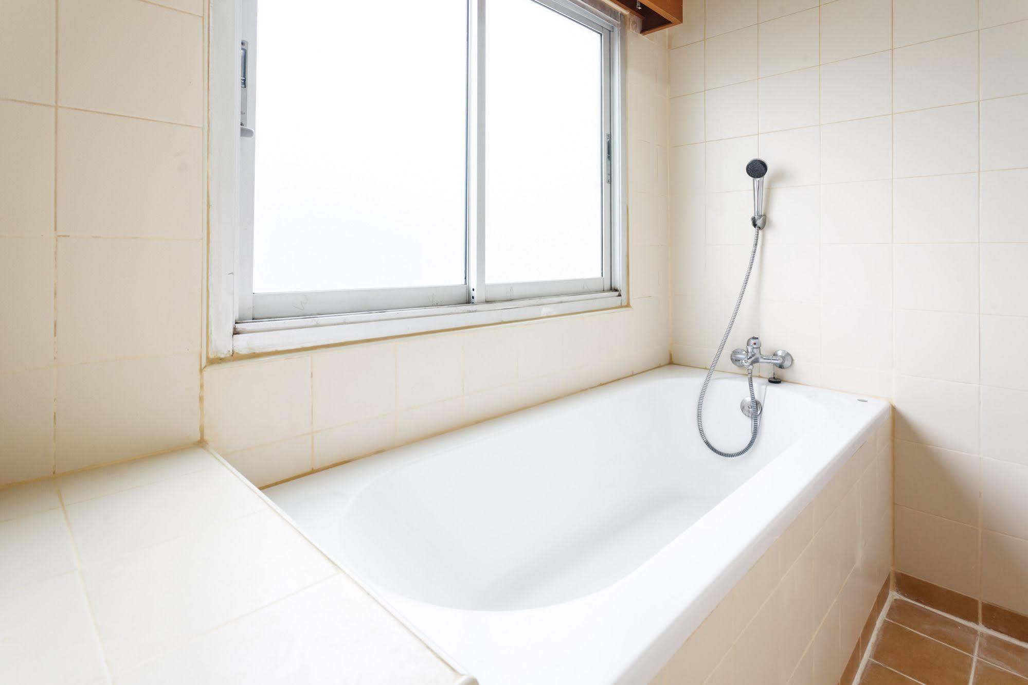 Oyo 739 Presley Phuket 2*
