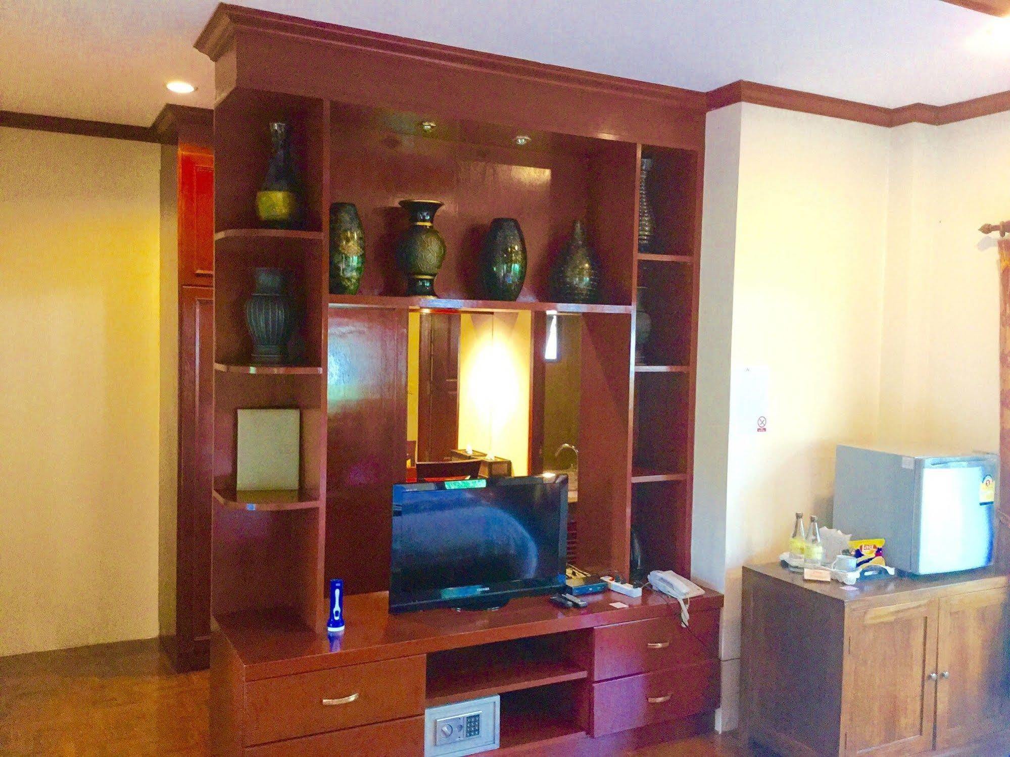 Ruen Ariya Mae Rim