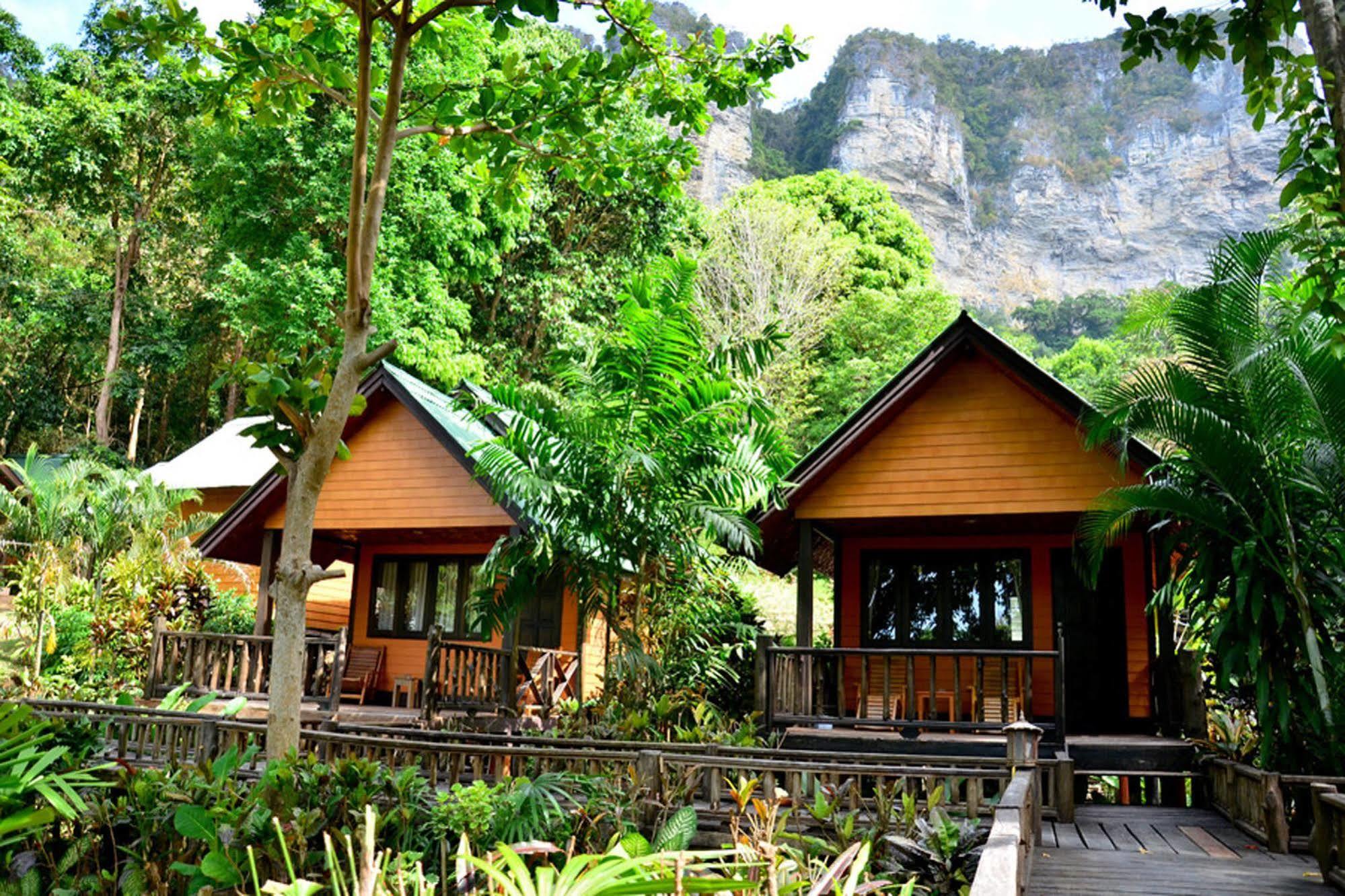 Dream Valley Hotel 3*
