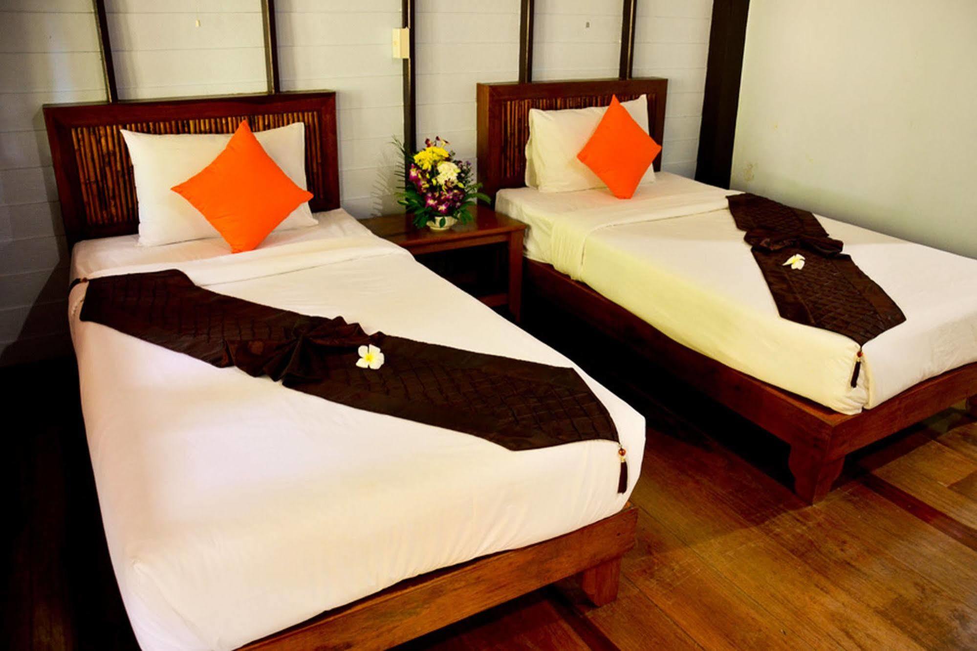 Dream Valley Hotel