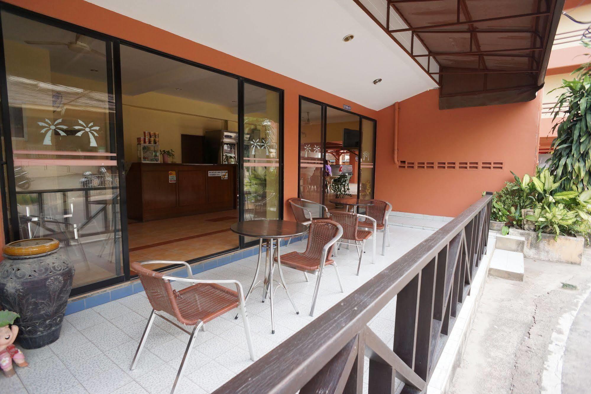 Utid Court Hotel 2*