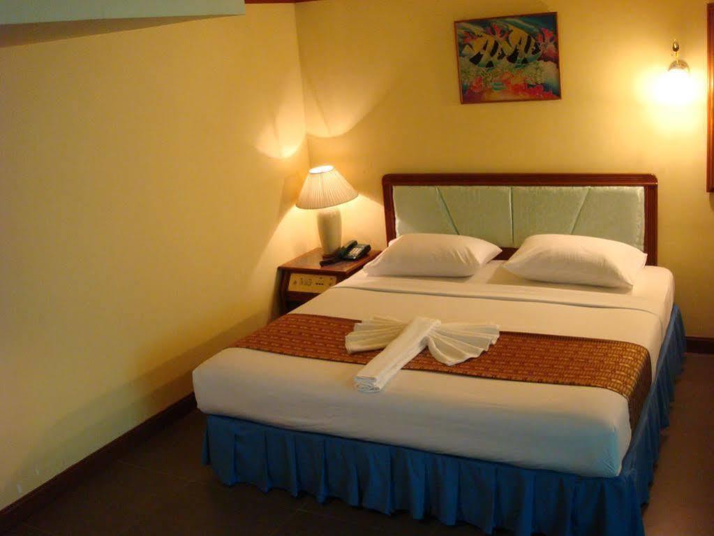 Thai Hotel