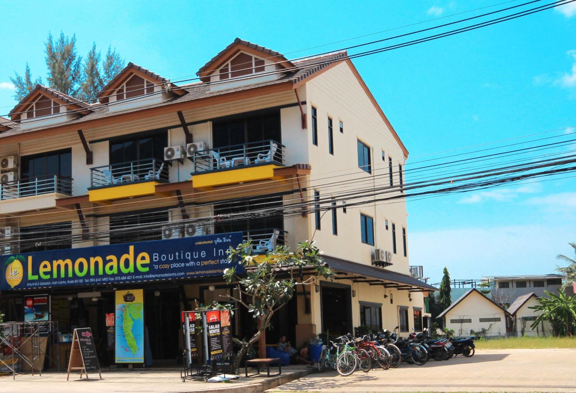 Lemonade Boutique 2*