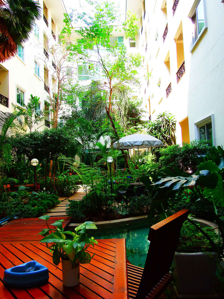 The Grand Paradise Hotel 3*