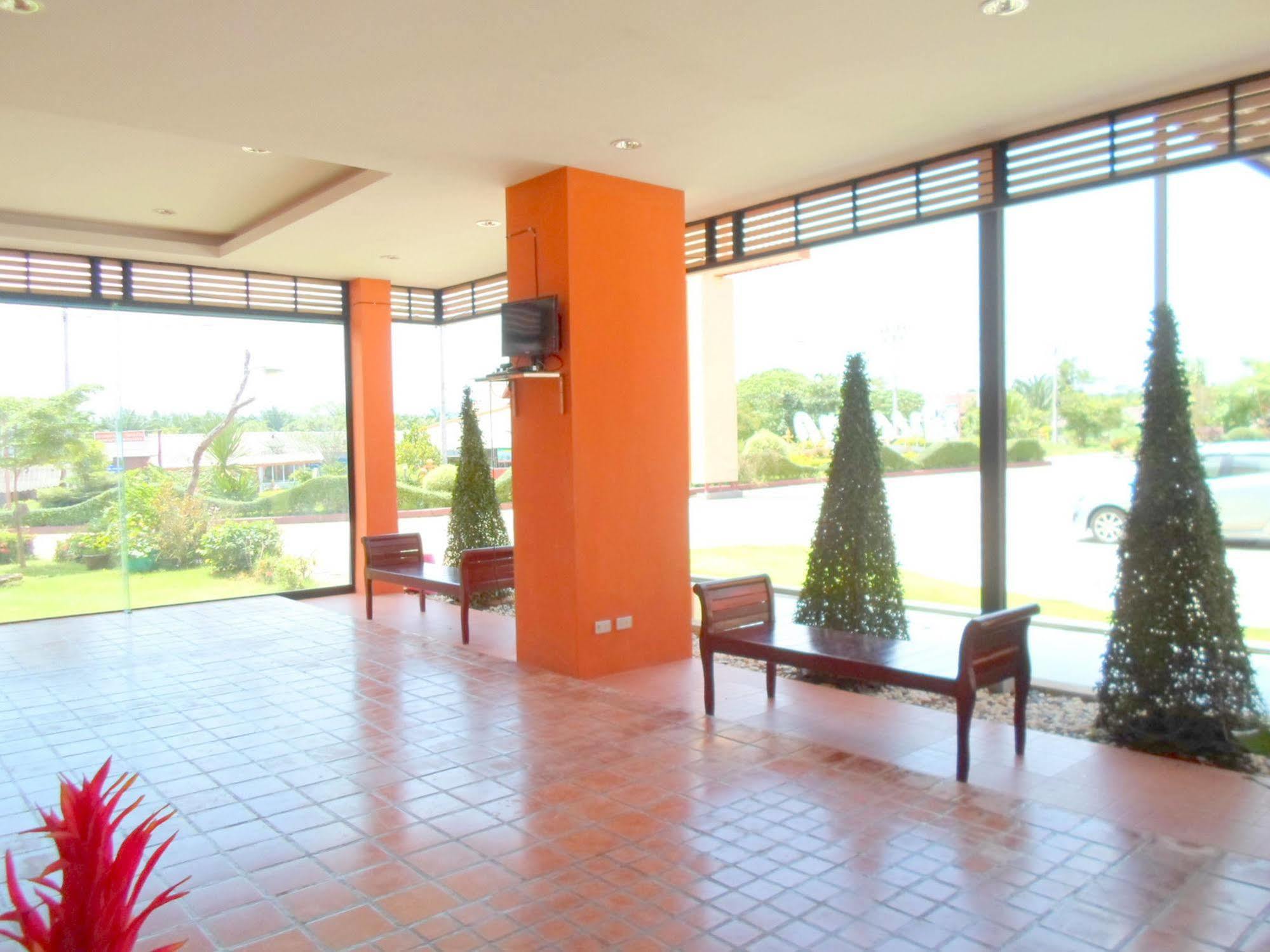Lodge Bantatuk & Restaurant