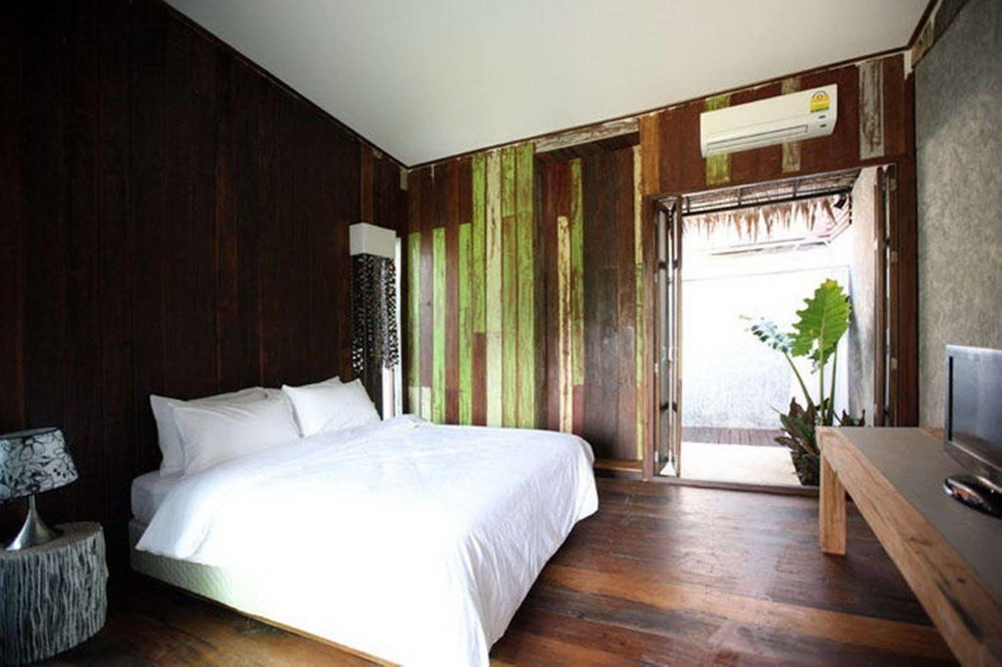 Chababaancham Hotel 3*