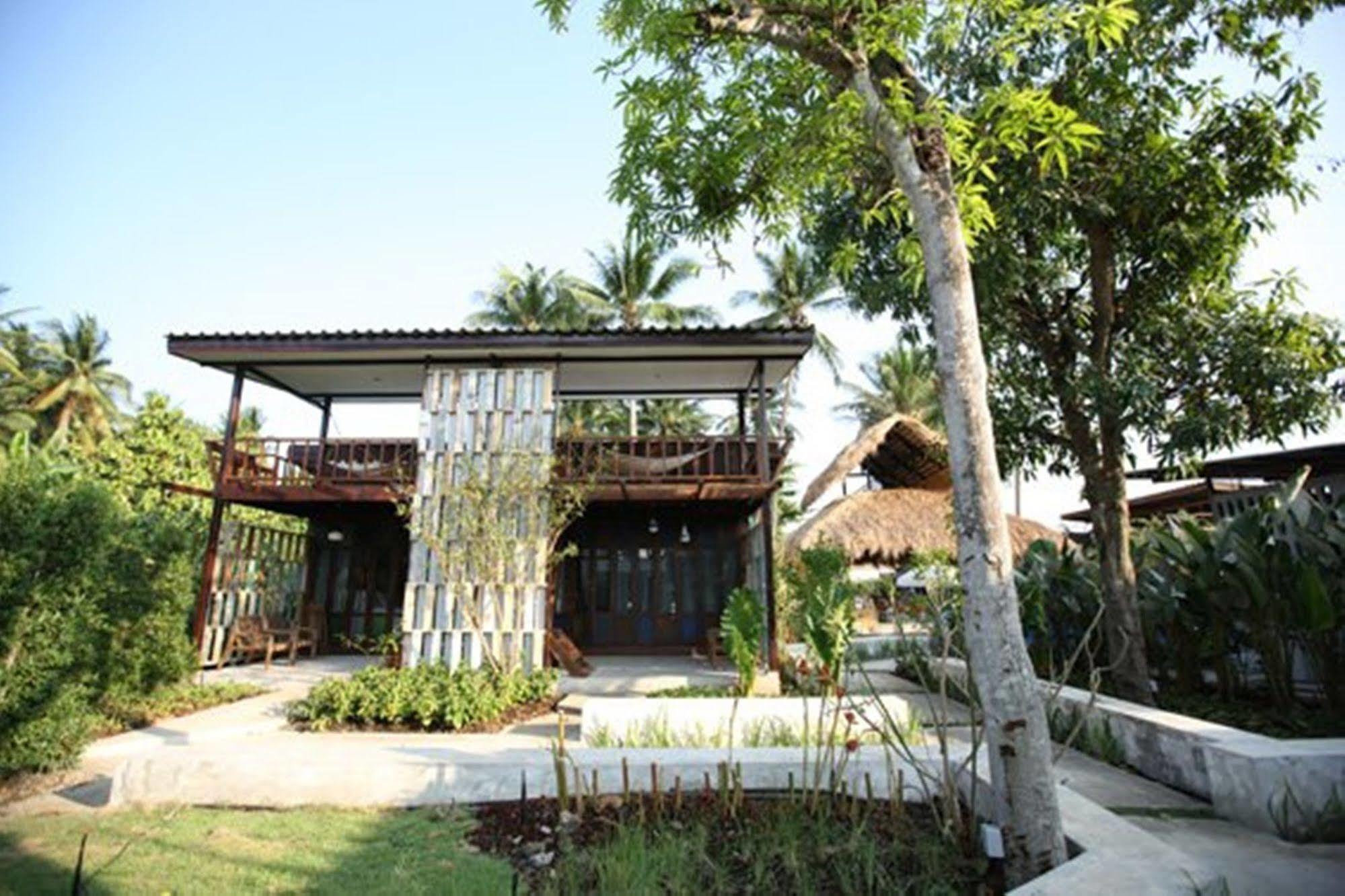 Hotel Chababaancham Amphawa