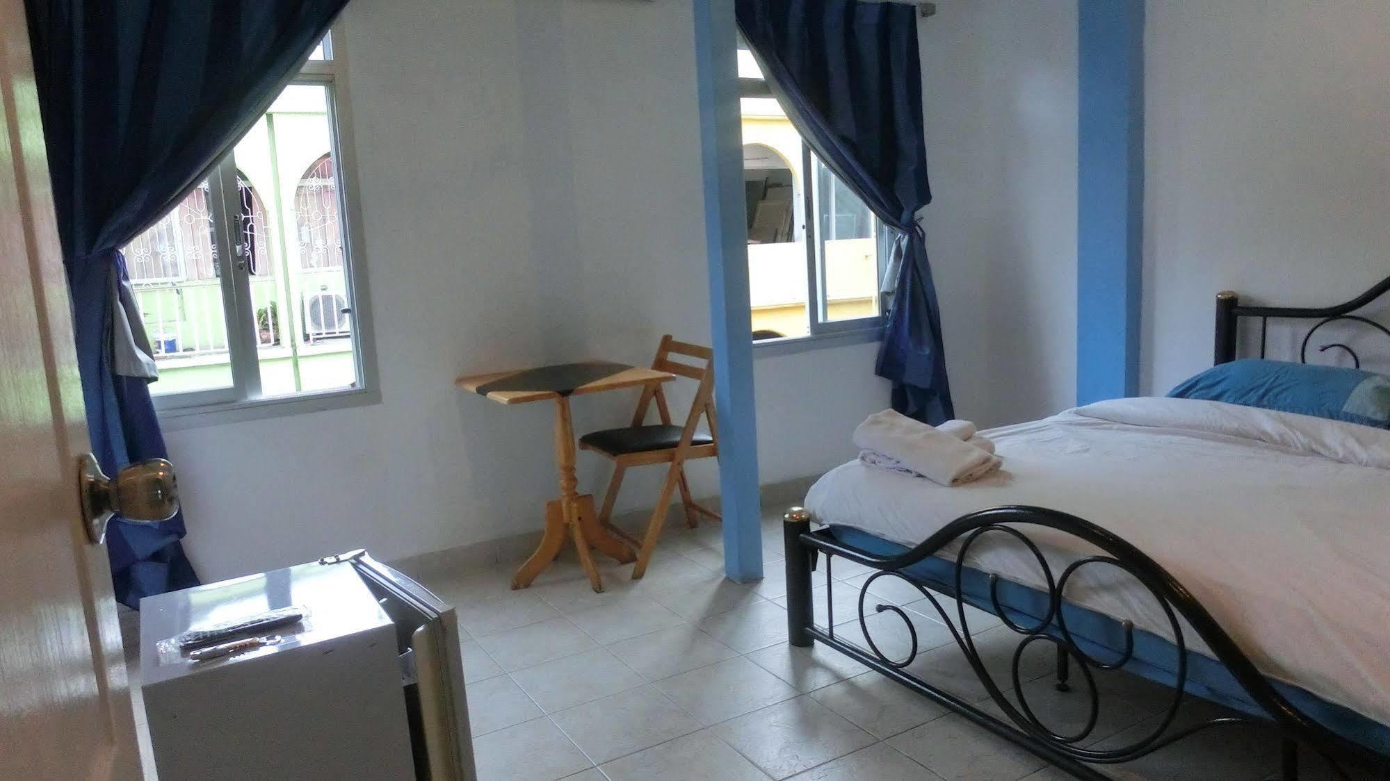 Europa Pattayabeachguesthouse Blueheaven Hotel Bang Lamung
