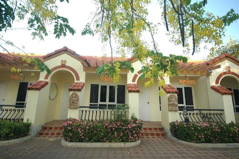 Lopburi Inn Hotel Hotel 3*
