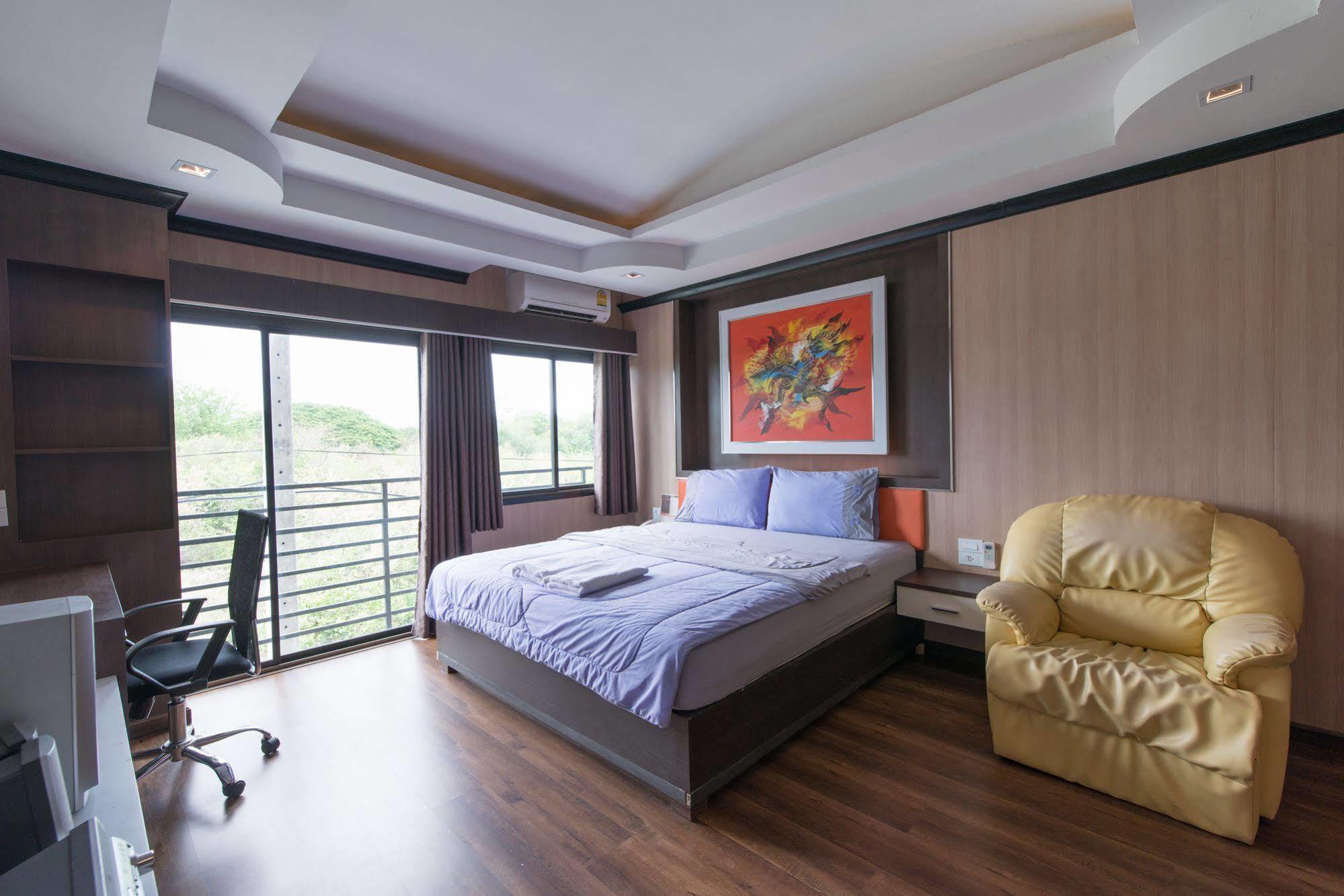Benjatara Boutique Resort Lopburi